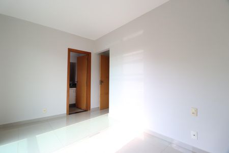 Apartamento para alugar com 64m², 2 quartos e 2 vagasQuarto 1 - Suíte