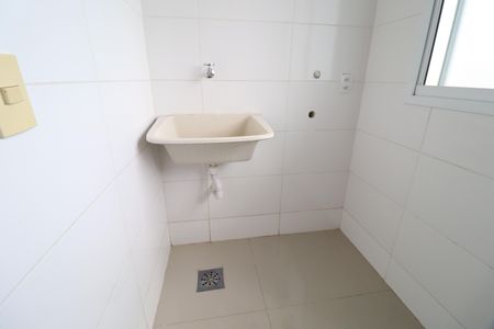 Apartamento para alugar com 64m², 2 quartos e 2 vagasCozinha e Área de Serviço