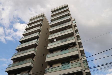 Apartamento para alugar com 64m², 2 quartos e 2 vagasPlaquinha