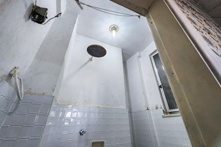 Apartamento para alugar com 60m², 1 quarto e sem vagaBanheiro 