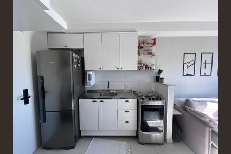 Sala - cozinha  de apartamento para alugar com 1 quarto, 26m² em Jardim Cidalia, São Paulo
