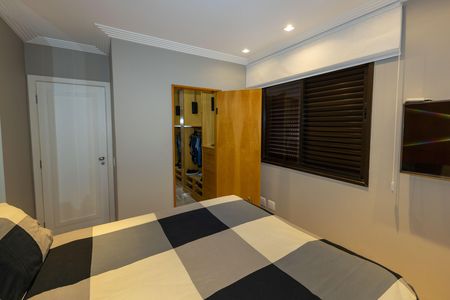 Apartamento à venda com 150m², 3 quartos e 3 vagas Apartamento à venda com 150m², 3 quartos e 3 vagasSuíte 1
