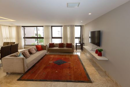 Apartamento à venda com 150m², 3 quartos e 3 vagas Apartamento à venda com 150m², 3 quartos e 3 vagasSala de TV