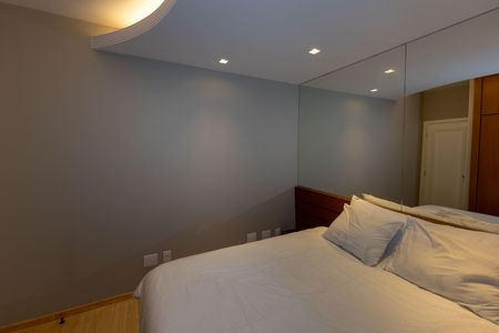 Apartamento à venda com 150m², 3 quartos e 3 vagas Apartamento à venda com 150m², 3 quartos e 3 vagasQuarto 1