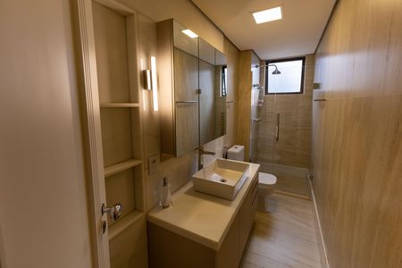 Apartamento à venda com 150m², 3 quartos e 3 vagas Apartamento à venda com 150m², 3 quartos e 3 vagasLavabo