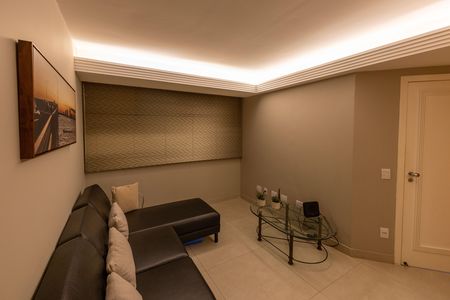 Apartamento à venda com 150m², 3 quartos e 3 vagas Apartamento à venda com 150m², 3 quartos e 3 vagasSala de Estar 2