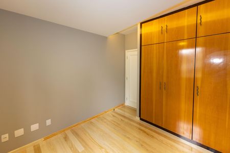 Apartamento à venda com 150m², 3 quartos e 3 vagas Apartamento à venda com 150m², 3 quartos e 3 vagasQuarto 2