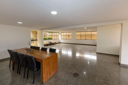 Apartamento à venda com 150m², 3 quartos e 3 vagas Apartamento à venda com 150m², 3 quartos e 3 vagasÁrea comum - Salão de Festas