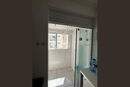 Apartamento para alugar com 63m², 2 quartos e 2 vagasCozinha