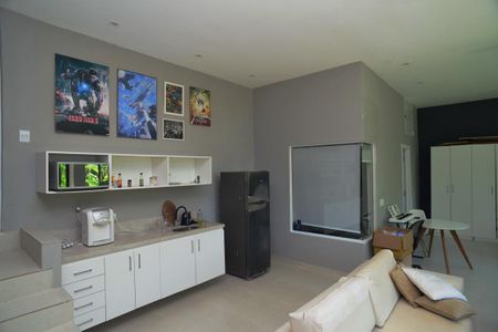 Casa de condomínio à venda com 1000m², 6 quartos e 2 vagasSala Segundo Piso