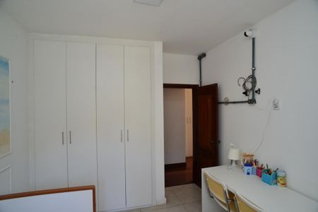 Casa de condomínio à venda com 1000m², 6 quartos e 2 vagasSuíte