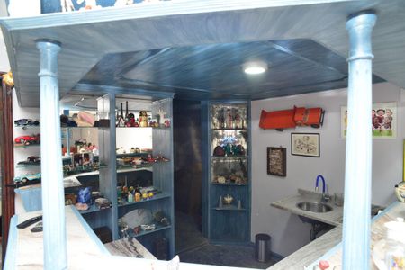 Casa de condomínio à venda com 1000m², 6 quartos e 2 vagasBar