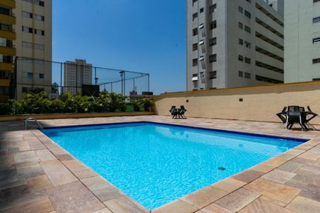 Apartamento para alugar com 70m², 2 quartos e 1 vagaÁrea comum - Piscina