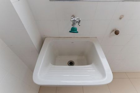 Apartamento para alugar com 70m², 2 quartos e 1 vagaÁrea de serviço