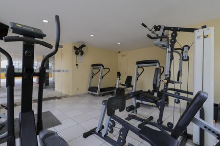 Apartamento para alugar com 70m², 2 quartos e 1 vagaÁrea comum - Academia