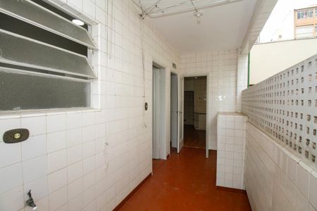 Apartamento à venda com 133m², 3 quartos e 1 vagaÁrea de Serviço