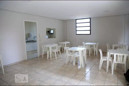 Apartamento para alugar com 54m², 2 quartos e 1 vagaSalão de festas 