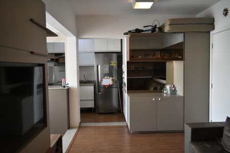 Sala de apartamento à venda com 2 quartos, 64m² em Vila do Bosque, São Paulo
