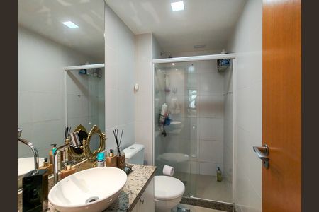 Apartamento à venda com 88m², 3 quartos e 2 vagas Apartamento à venda com 88m², 3 quartos e 2 vagasBanheiro da Suíte