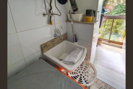 Apartamento à venda com 88m², 3 quartos e 2 vagas Apartamento à venda com 88m², 3 quartos e 2 vagasÁrea de Serviço