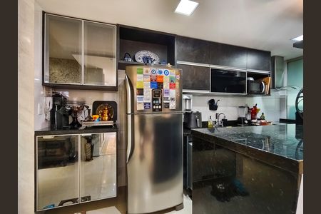 Apartamento à venda com 88m², 3 quartos e 2 vagas Apartamento à venda com 88m², 3 quartos e 2 vagasCozinha