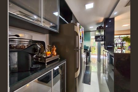 Apartamento à venda com 88m², 3 quartos e 2 vagas Apartamento à venda com 88m², 3 quartos e 2 vagasCozinha
