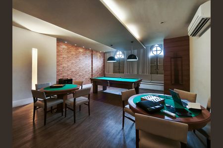 Apartamento à venda com 88m², 3 quartos e 2 vagas Apartamento à venda com 88m², 3 quartos e 2 vagasSalão de Jogos