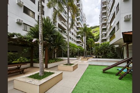 Apartamento à venda com 88m², 3 quartos e 2 vagas Apartamento à venda com 88m², 3 quartos e 2 vagasJardim