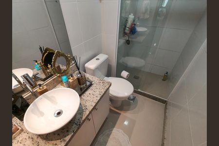Apartamento à venda com 88m², 3 quartos e 2 vagas Apartamento à venda com 88m², 3 quartos e 2 vagasBanheiro da Suíte