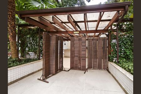 Apartamento à venda com 88m², 3 quartos e 2 vagas Apartamento à venda com 88m², 3 quartos e 2 vagasÁrea comum - Churrasqueira