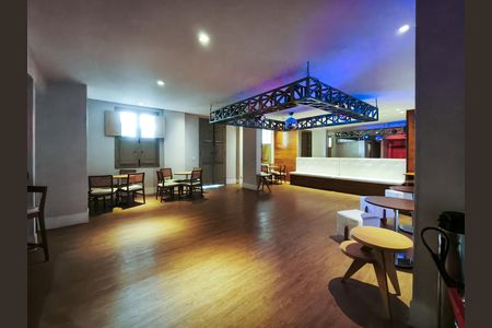 Apartamento à venda com 88m², 3 quartos e 2 vagas Apartamento à venda com 88m², 3 quartos e 2 vagasÁrea comum - Salão de festas