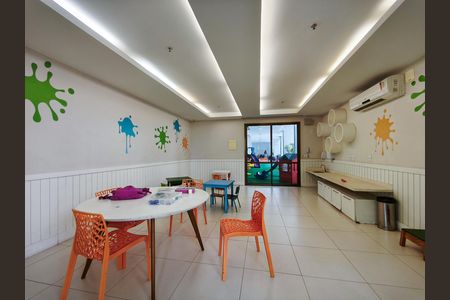 Apartamento à venda com 88m², 3 quartos e 2 vagas Apartamento à venda com 88m², 3 quartos e 2 vagasBrinquedoteca