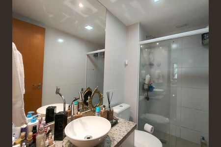 Apartamento à venda com 88m², 3 quartos e 2 vagas Apartamento à venda com 88m², 3 quartos e 2 vagasBanheiro da Suíte