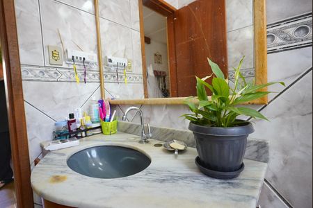 Apartamento à venda com 44m², 2 quartos e sem vaga Apartamento à venda com 44m², 2 quartos e sem vagaBanheiro