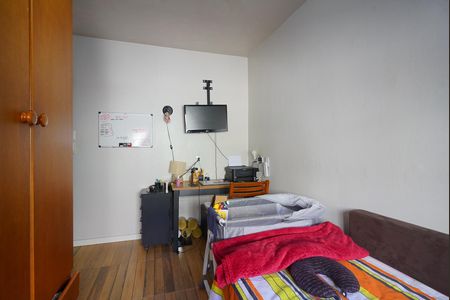 Quarto 1 de apartamento à venda com 2 quartos, 44m² em Menino Deus, Porto Alegre