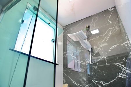 Casa para alugar com 150m², 2 quartos e sem vagaBanheiro - Detalhes