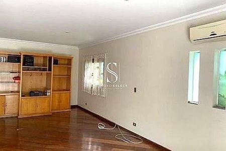 Casa à venda com 4 quartos, 450m² em Jardim dos Estados, São Paulo