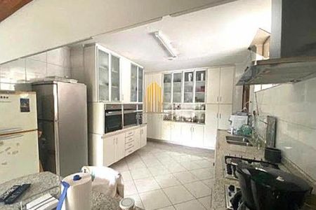 Casa à venda com 4 quartos, 400m² em Alto da Lapa, São Paulo