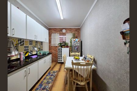 Apartamento para alugar com 82m², 2 quartos e 1 vagaCozinha
