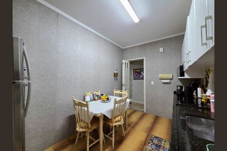 Apartamento para alugar com 82m², 2 quartos e 1 vagaCozinha