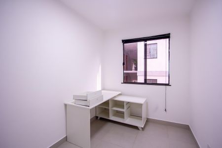 Quarto 2 de casa para alugar com 2 quartos, 64m² em Mutondo, São Gonçalo