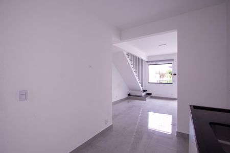 Casa para alugar com 64m², 2 quartos e 1 vagaCozinha
