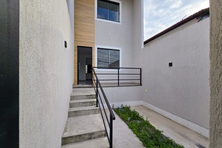 Casa para alugar com 64m², 2 quartos e 1 vagaQuintal