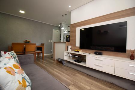 Sala de apartamento para alugar com 2 quartos, 68m² em Jardim Flor da Montanha, Guarulhos