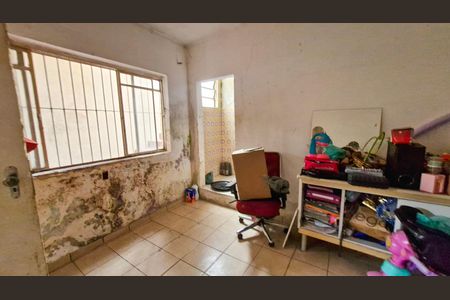 Casa à venda com 160m², 3 quartos e 2 vagas
