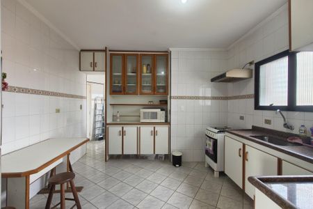 Apartamento para alugar com 90m², 2 quartos e 1 vagaCozinha 
