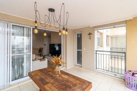 Apartamento à venda com 86m², 3 quartos e 1 vaga Apartamento à venda com 86m², 3 quartos e 1 vagaVaranda gourmet