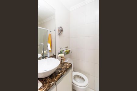Apartamento à venda com 86m², 3 quartos e 1 vaga Apartamento à venda com 86m², 3 quartos e 1 vagaBanheiro Social