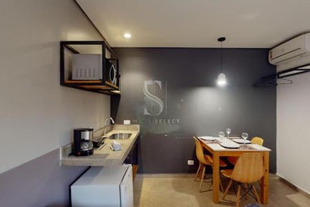 Casa à venda com 307m², 8 quartos e sem vaga