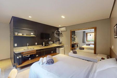 Casa à venda com 307m², 8 quartos e sem vaga
